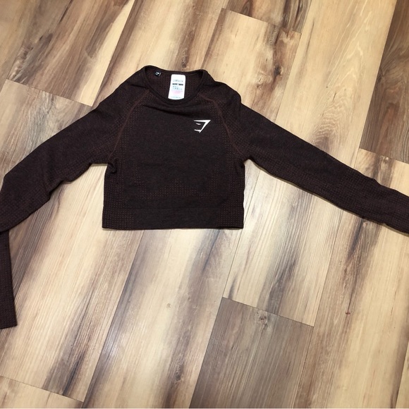 Gymshark long sleeve crop. Size xs, never worn. - Picture 5 of 5